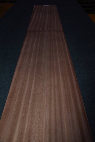Sipo mahonie fineer 218 x 34 cm | 0.6mm | 0,741m²