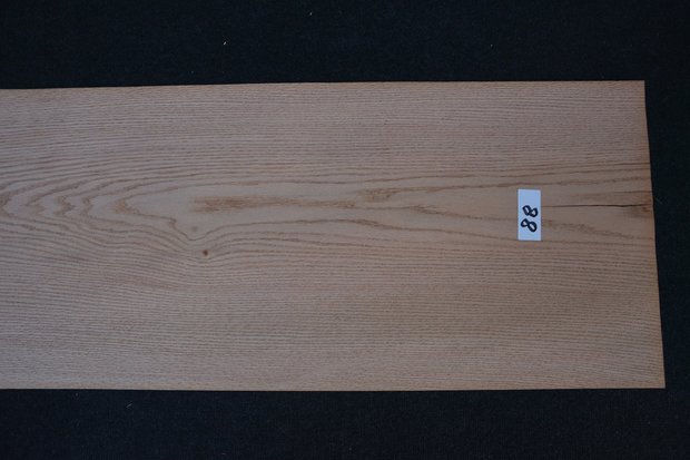 Amerikaans eiken fineer 255 x 40-46 cm | 0.6mm | 1,097m²