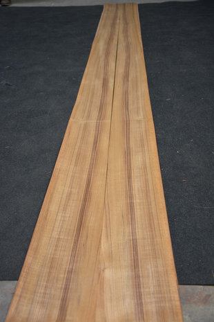 Teak fineer 410 x 18 cm | 0.6 mm | 0,737m²