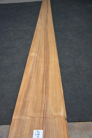 Teak fineer 410 x 19-25 cm | 0.6 mm | 0,902m²