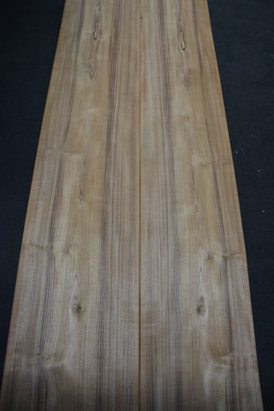 Teak fineer 410 x 45-48 | 0.6 mm | 1,906m²