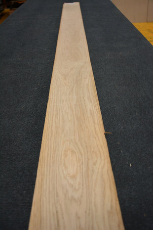 Europees eiken fineer 230 x 18 cm | 0,414m²