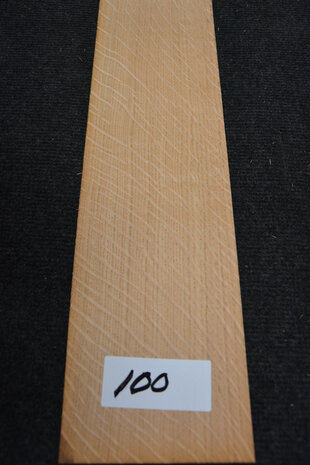 Europees eiken fineer  210 x 11-12 cm | 0.6mm | Kwartiers | 0,242m²