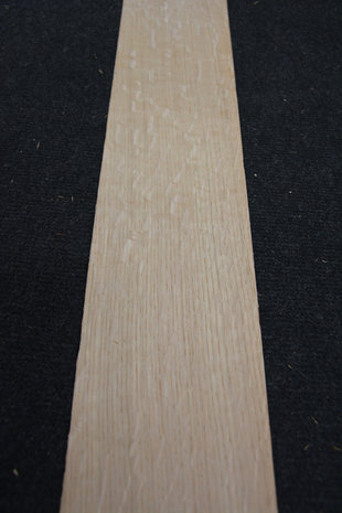 Europees eiken fineer 209 x 11-12 cm | 0.6mm | Kwartiers | 0,244m²
