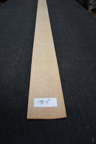 Europees eiken fineer 215 x 12-13 cm | 0.6mm | Kwartiers | 0,269m²