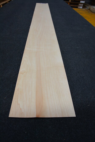 Esdoorn fineer 215 x 20-21cm | 0.6mm | 0,462m²