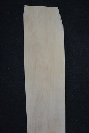 Esdoorn fineer 220 x 20-24cm | 0.6mm | 0,484m²