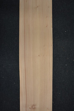 Iepen fineer 300 x 27 cm | 0.6mm | 0,810m2