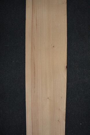 Iepen fineer 300 x 27 cm | 0.6mm | 0,810m2