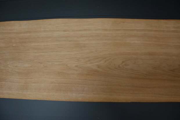 Europees eiken fineer 200 x 33-31 cm | 0.6mm | 0,64m²