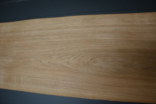 Europees eiken fineer 200 x 33-31 cm | 0.6mm | 0,64m²