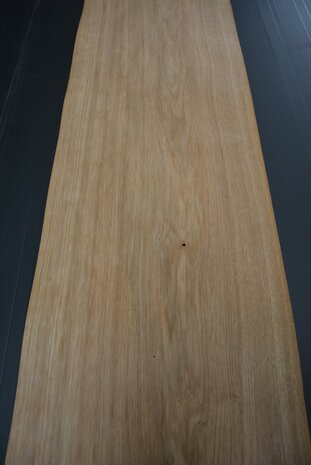 Europees eiken fineer 200 x 33-31 cm | 0.6mm | 0,64m²
