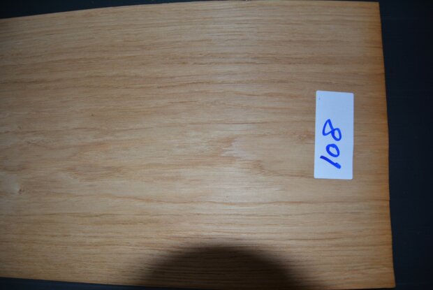 Europees eiken fineer 210 x 25 cm | 0.6mm | 0,525m²