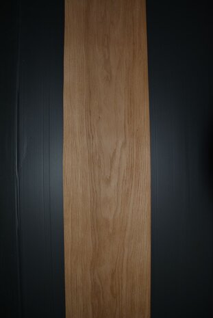 Europees eiken fineer 210 x 25 cm | 0.6mm | 0,525m²