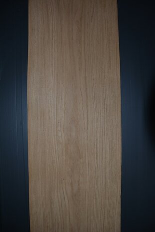 Europees eiken fineer 220 x 27-29 cm | 0.6mm | 0,616m²