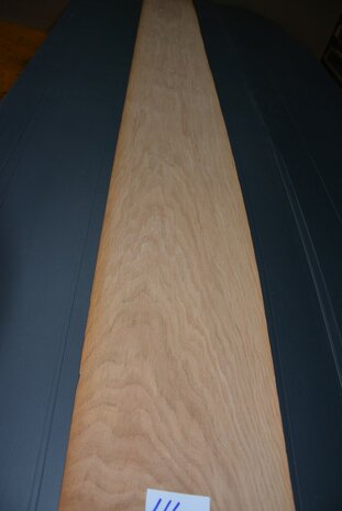 Europees eiken fineer 230 x 25-27 cm| 0.6mm | 0,598m²