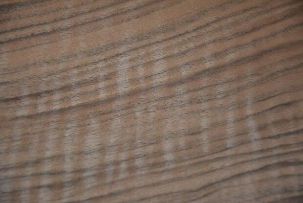Frans Noten Moiree fineer 275 x 58 cm  | 1,595 m2 | 0.8mm | XXL Excellent  