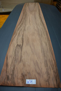 Frans noten fineer 260 x 46 cm | 0.6mm | 1,196m²